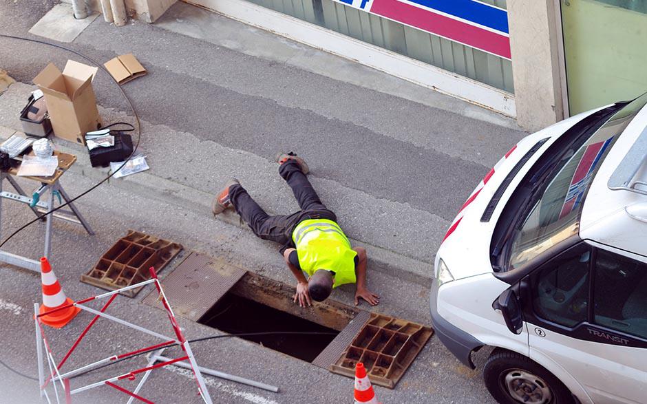 comment déboucher un évier Sammeron