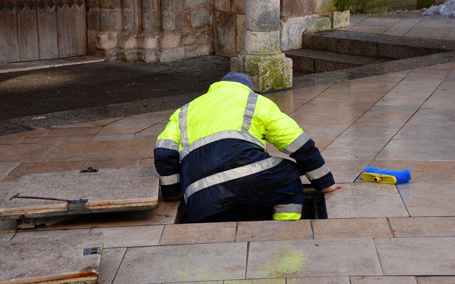 comment déboucher canalisation Forges-les-Bains